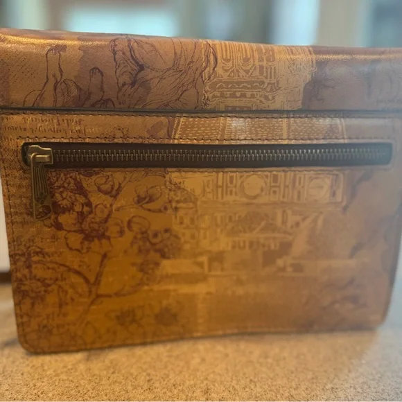 Patricia Nash Italian Sketchbook Crossbody Bag - Picture 3 of 7